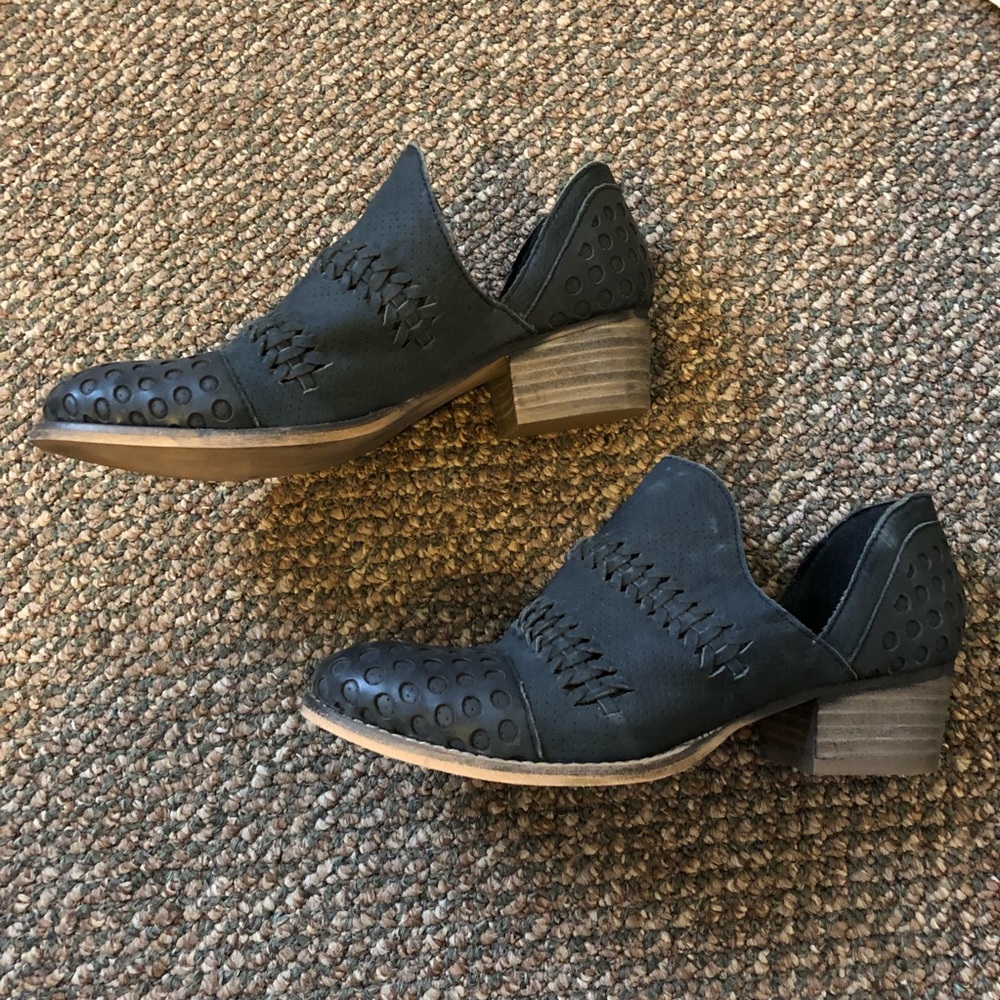 Black Rebels booties, size 6.5